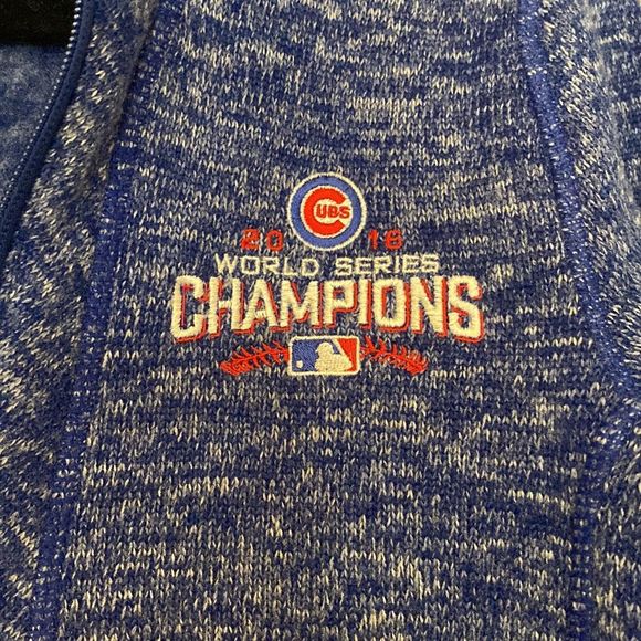 ANTIGUA CHICAGO CUBS 2016 MLB World Series Champions Fortune Half-Zip Pullover - Picture 2 of 5